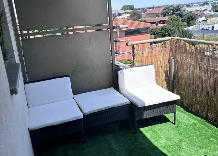 Joli T2 Metro La Vache Apartamento Toulouse